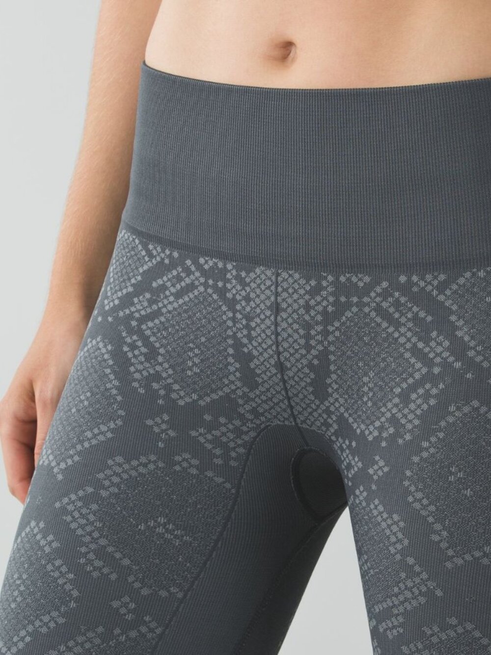 Lululemon In The Flow Crop II Heathered Dark Slate size 6 leggings yoga - Picture 3 of 7